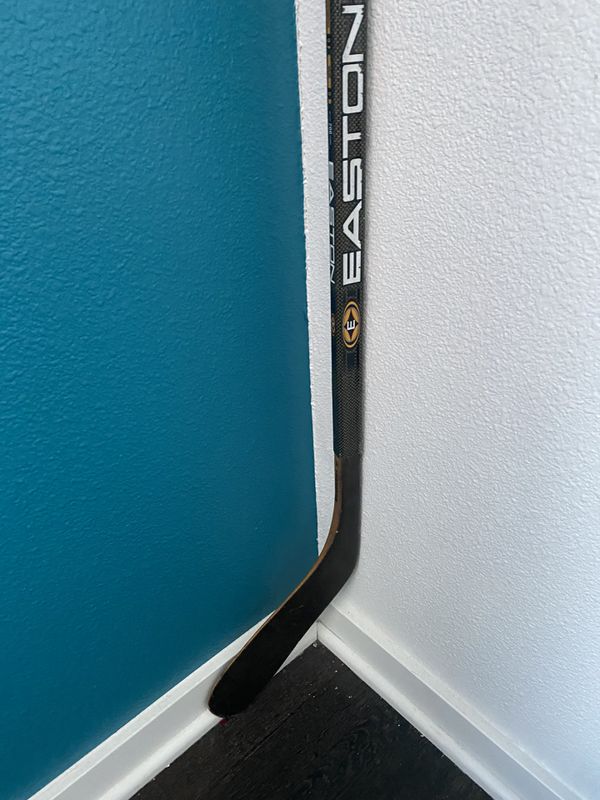 SALE THIS WEEK ONLY Easton Z Bubble 50 Flex Jr Hockey Stick for Sale