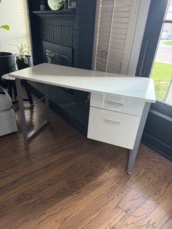 Modern White High-Gloss Desk with Drawers