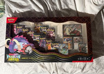 Paldean fate premium collection