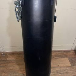 Ringside Powerhide 100 lb. Punching Bag (Soft Fill)