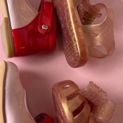 New Two Both Girls Toddlers Sandals Together Only Size 21 