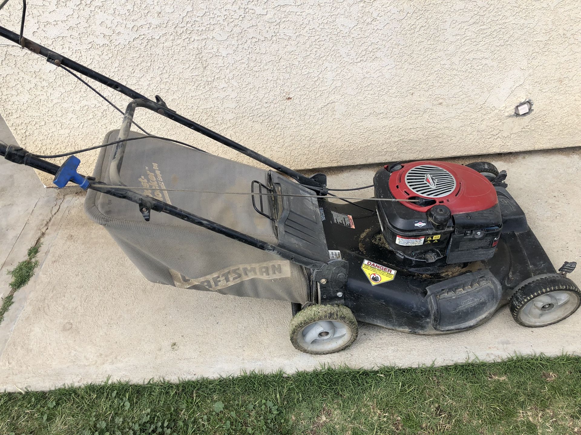 Lawn mower and weed eater for Sale in Bakersfield, CA OfferUp