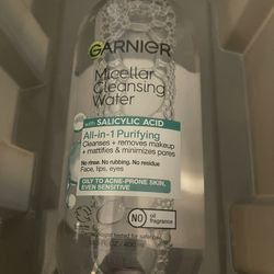 Garnier Micellar Water With Saylic Acid