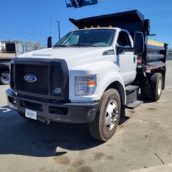 2019 Ford F750