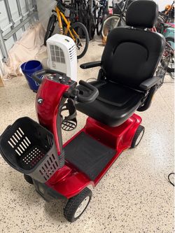 2025 Golden Technologies GC440 Companion 4 Wheel Heavy Duty Mobility Scooter