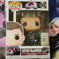 Nathan MacKinnon #53 (damaged box read description) 🌋🐕🌋