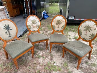 4 chairs needs reupholstered