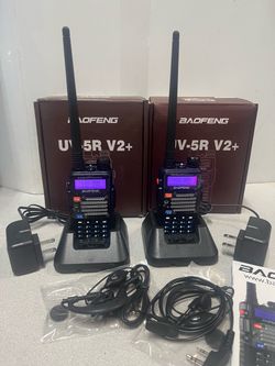 2 X BAOFENG UV-5R V2+ 5W 128CH dual band Two Way Radios