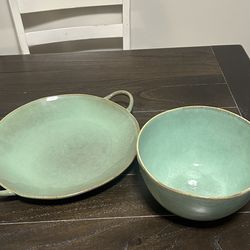 Pier 1 Green Serving Bowl & Tray Set