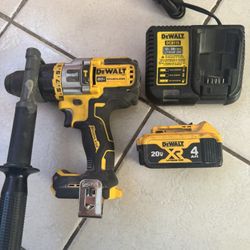 DEWALT 20V MAX XR 1/2 Inch Cordless Hammer Drill Kit with 20v battery and Charger 