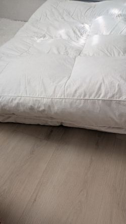 Super Plush Down Feather Mattress Topper