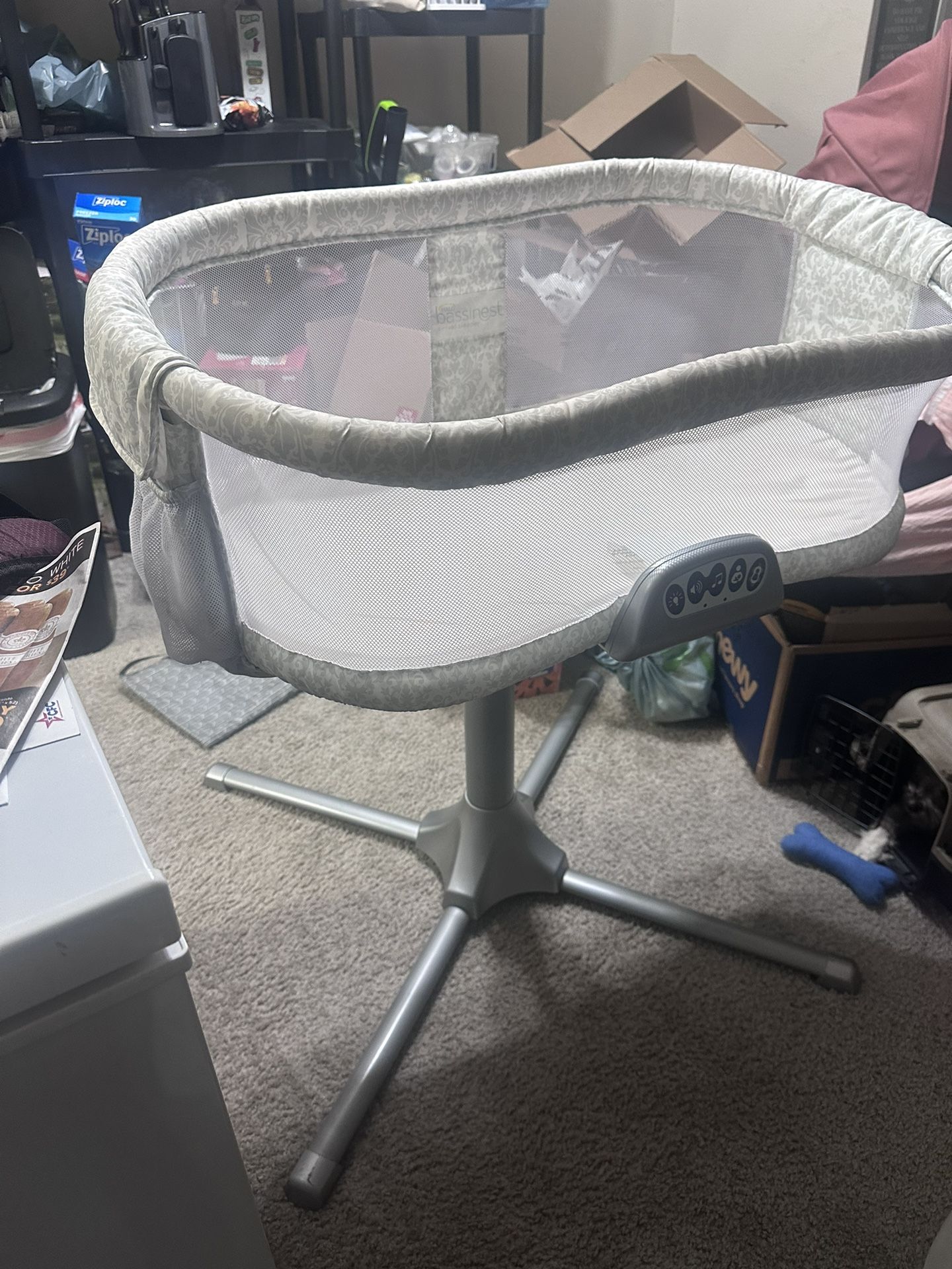 Halo Bassinet Swivel Sleeper