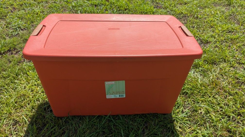 35 Gallon Orange Sterlite Latch Tote/Bin