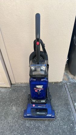 Hoover WindTunnel vacuum