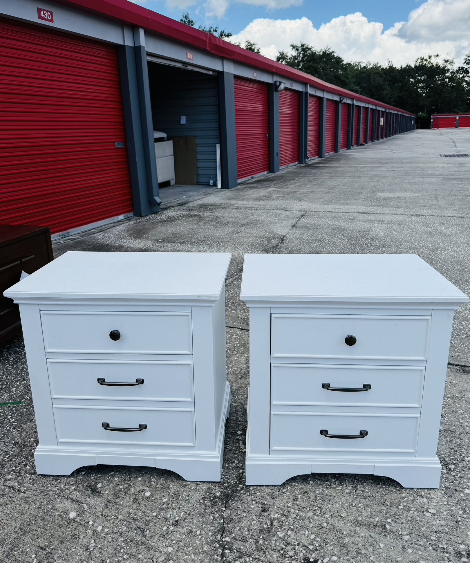 OUTLET | COSTCO 2-pack Kitteridge Nightstand, White