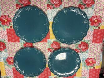Pioneer Woman Plates