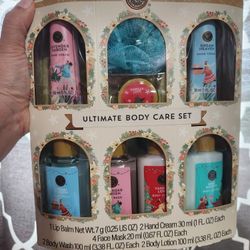 Body Care Gift Set (2  Available)