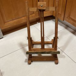 Wood Easel