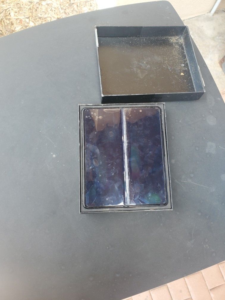 Samsung Galaxy Fold 3