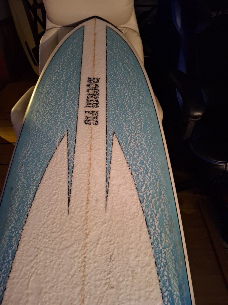 Rocking Fig Surfboard Xlnt condition