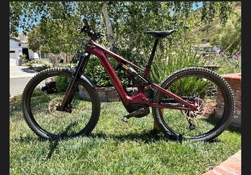 2022 Specialized Turbo Levo Expert Carbon E-bike