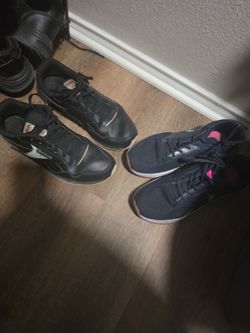 9-10 Women Tennis shoes