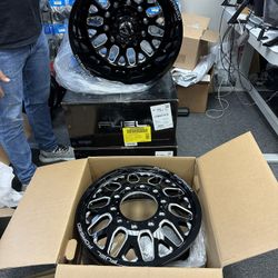 Fuel Forged FF19D 10x225 Bolt Pattern 20x8.25 Black Machined Fits ford F-450