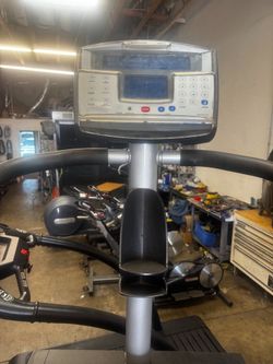 Stairmaster SM916 Stepmill Refurbished (Delivery Included)