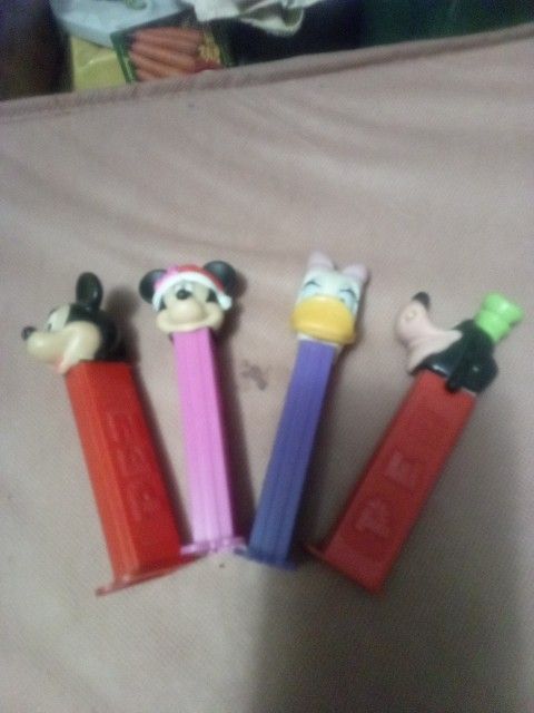 Mickey Minnie Donald And Goofy Pez Vintage