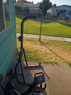 Rack for a heavyweight bag