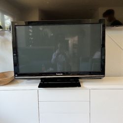 Panasonic 42” TV