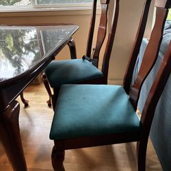Dining Room Table + Chairs