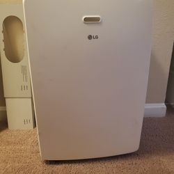 LG Portable Air Conditioner