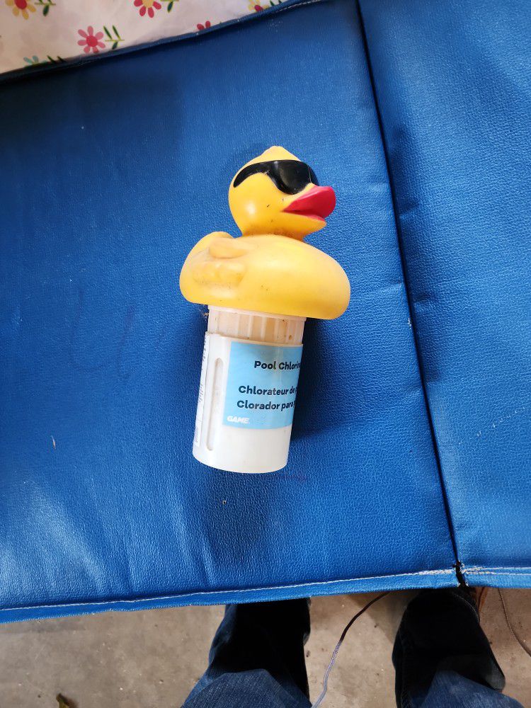 Duck Floating Chlorinater