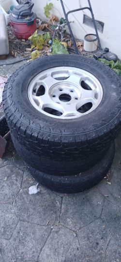 Chevrolet stock rims 16 inch