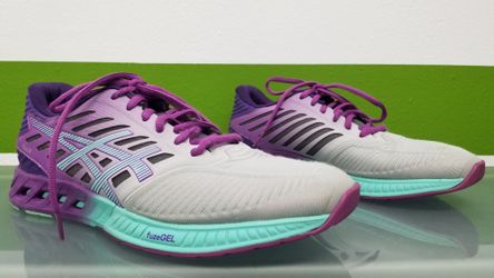 Asics Fuze X Gel. Size: 9.5 US