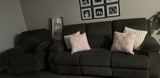 Manual Recliners 