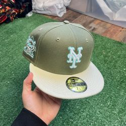 Exclusive SOLD OUT NY NEW YORK METS 59fifty New Era 2 Two Tone Fitted Green With Off  White Brim with Teal UV Not Hat Club Comes With Pin side patch  