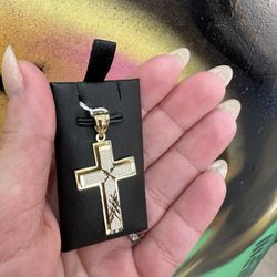 14k CROSS CHARM 