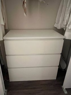 IKEA MALM 3 Drawer Dresser- Like New