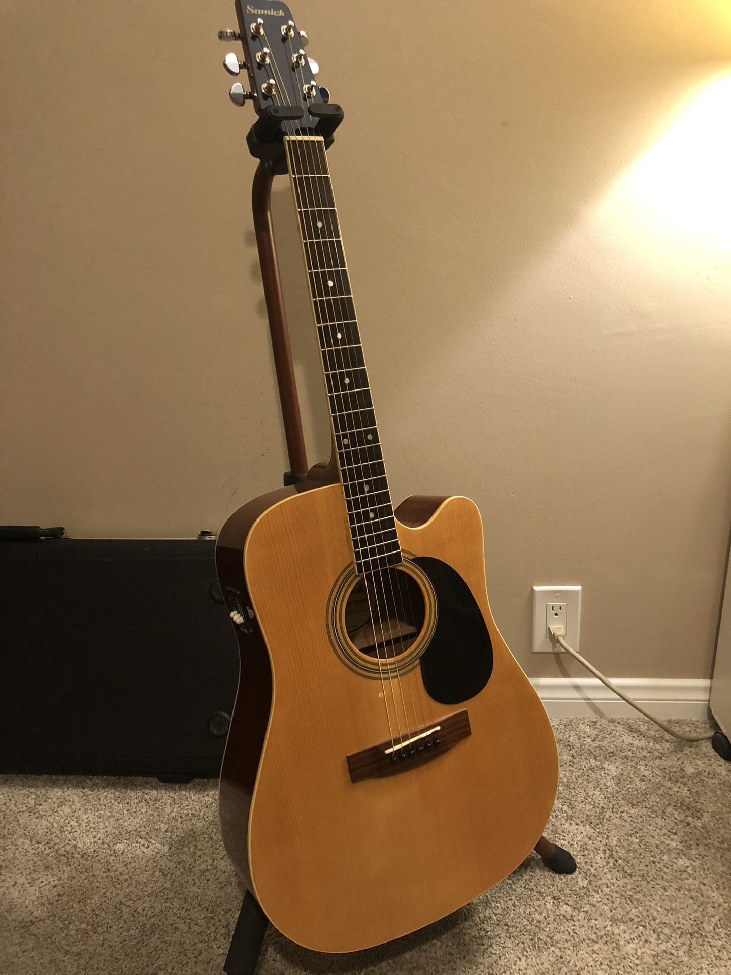 Acoustic/Electric Guitar By Samick