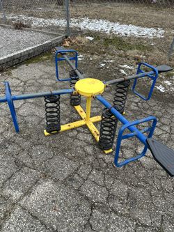 Playground Merry Go Round 