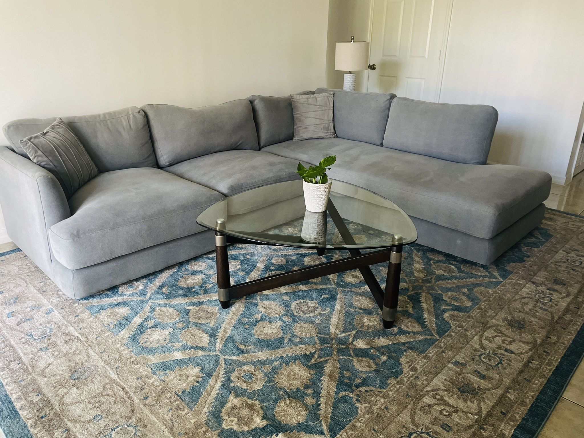 Couch Gray color