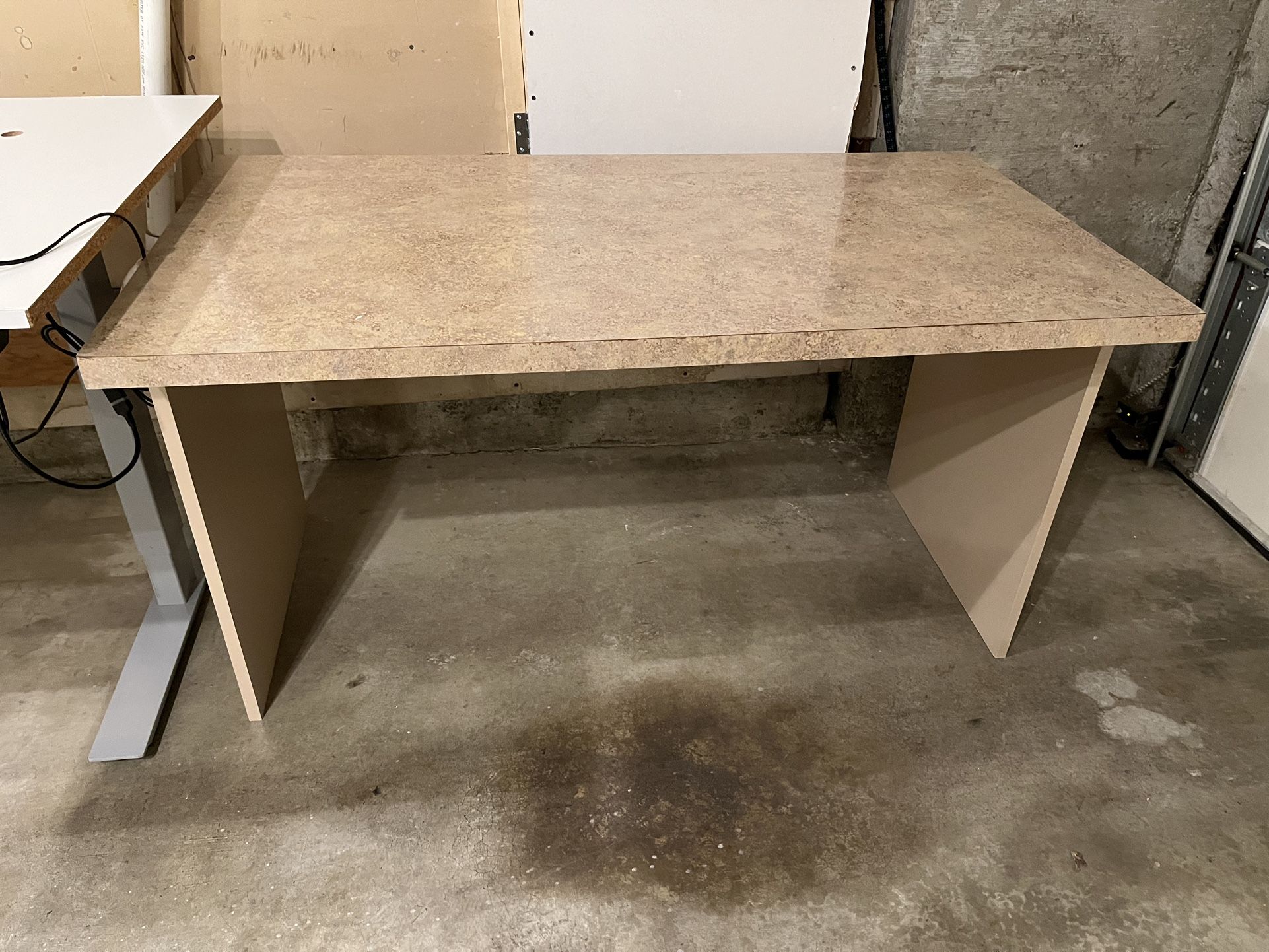 Craft Table - $0. FATHERS DAY SPECIAL. — FREE