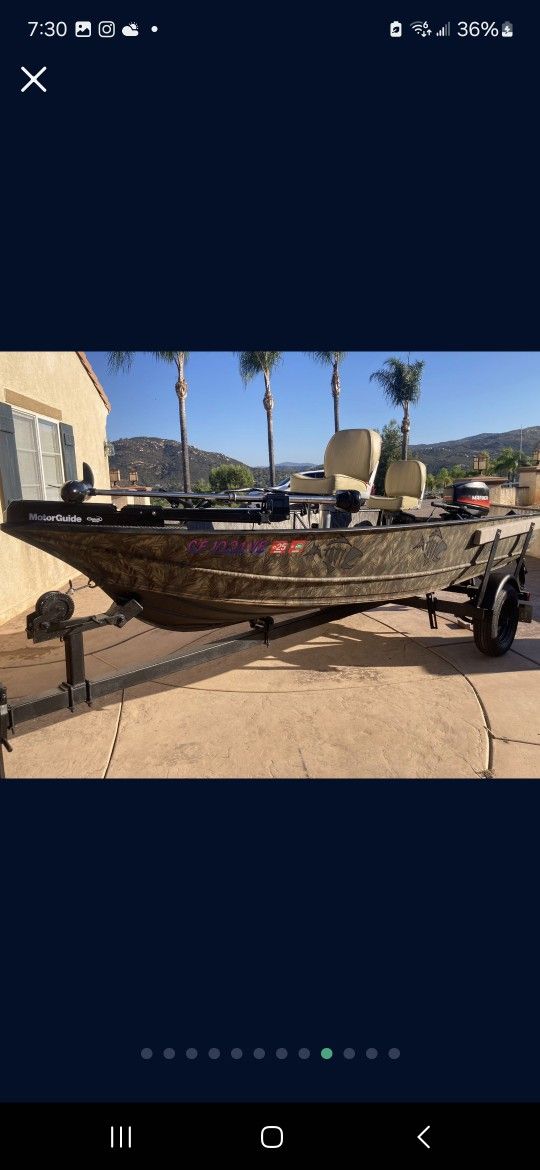 15ft Custom Camo Fresh/ Salt Water Boat