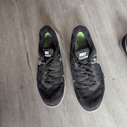 Men's Nike lunareclipse 5 size 10.5