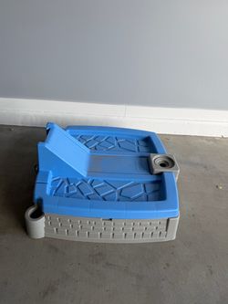 Sand Box / Water Bead Box