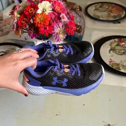 Under armor Shoes