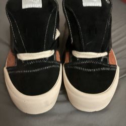 Knu Skool Vans Disney lion king edition 