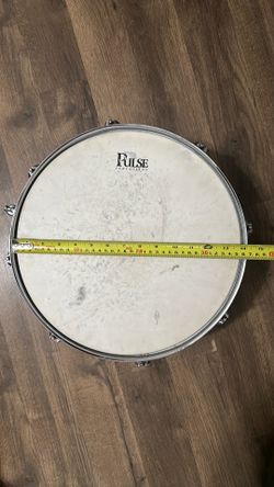 Vintage Ludwig 6.5x14 Rocker Snare Drum - Imperial Lugs & P85 Strainer